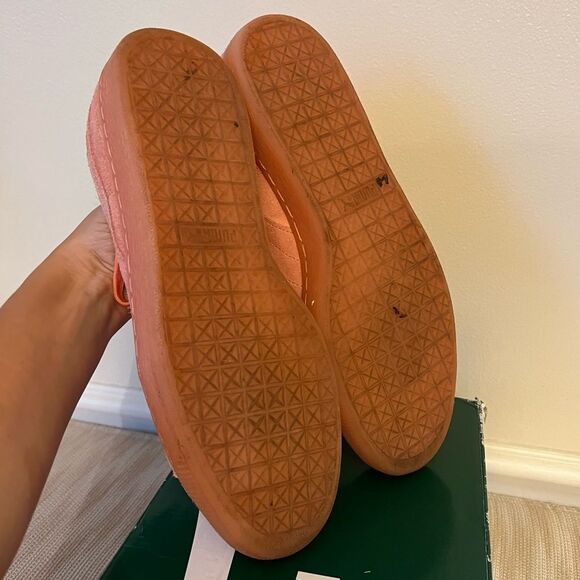 PUMA Suede Classics Salmon Color Suede Classic Mono (desert flower) Sz 8 women - Picture 7 of 13